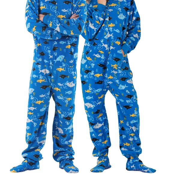 NWOT Jump In With Both Feet Shark Frenzy Onesie with Hood Size Large Plus - Picture 2 of 8